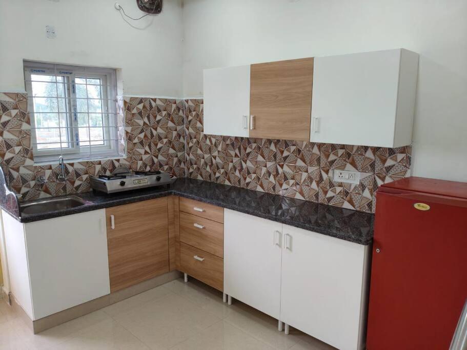 Leo'S Den 9 Guests Ac 3Bhk 9 Mins To Rgia Shamshabad Exterior foto