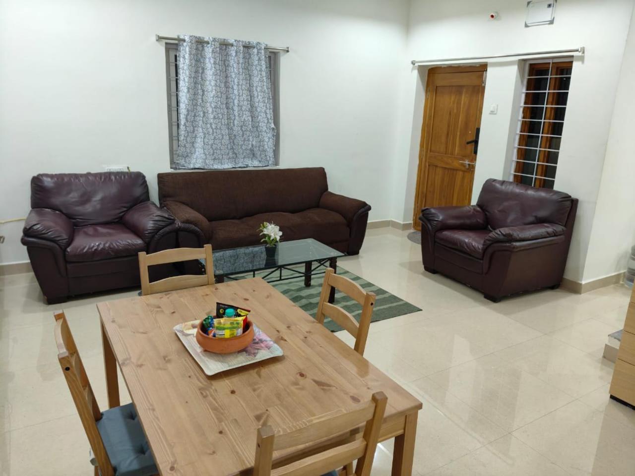 Leo'S Den 9 Guests Ac 3Bhk 9 Mins To Rgia Shamshabad Exterior foto