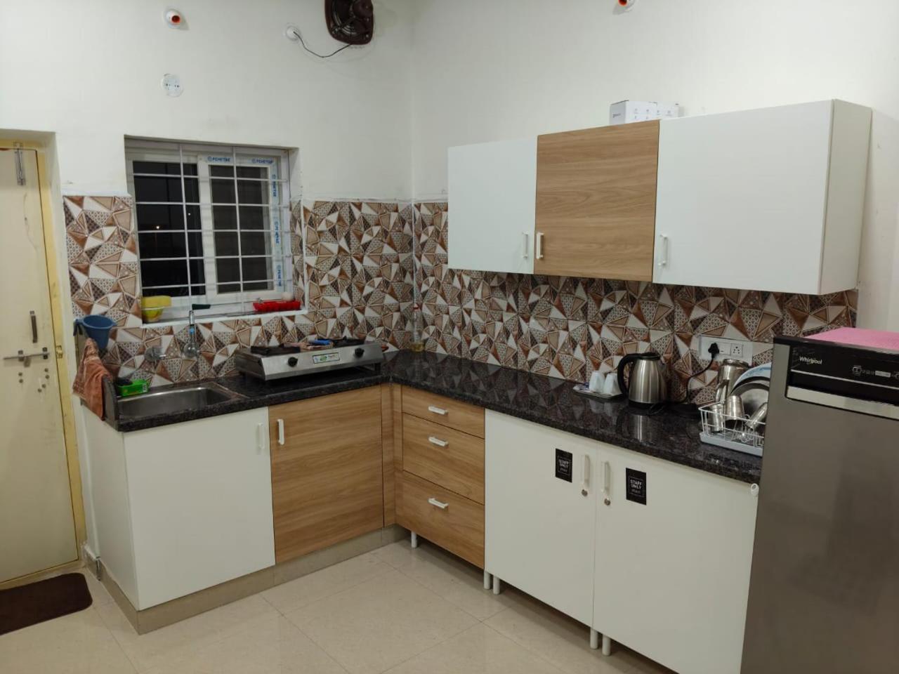 Leo'S Den 9 Guests Ac 3Bhk 9 Mins To Rgia Shamshabad Exterior foto